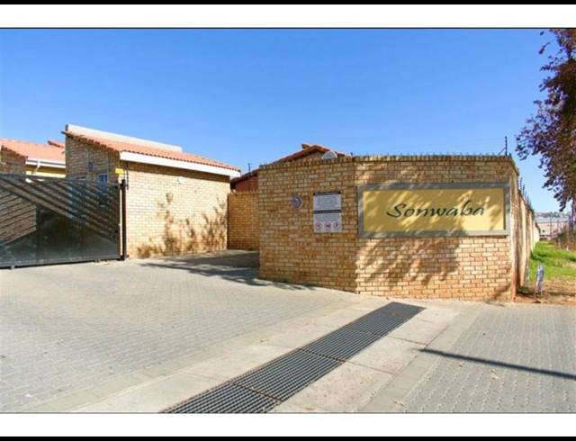 3 BEDROOM PROPERTY TO RENT IN COSMO CITY